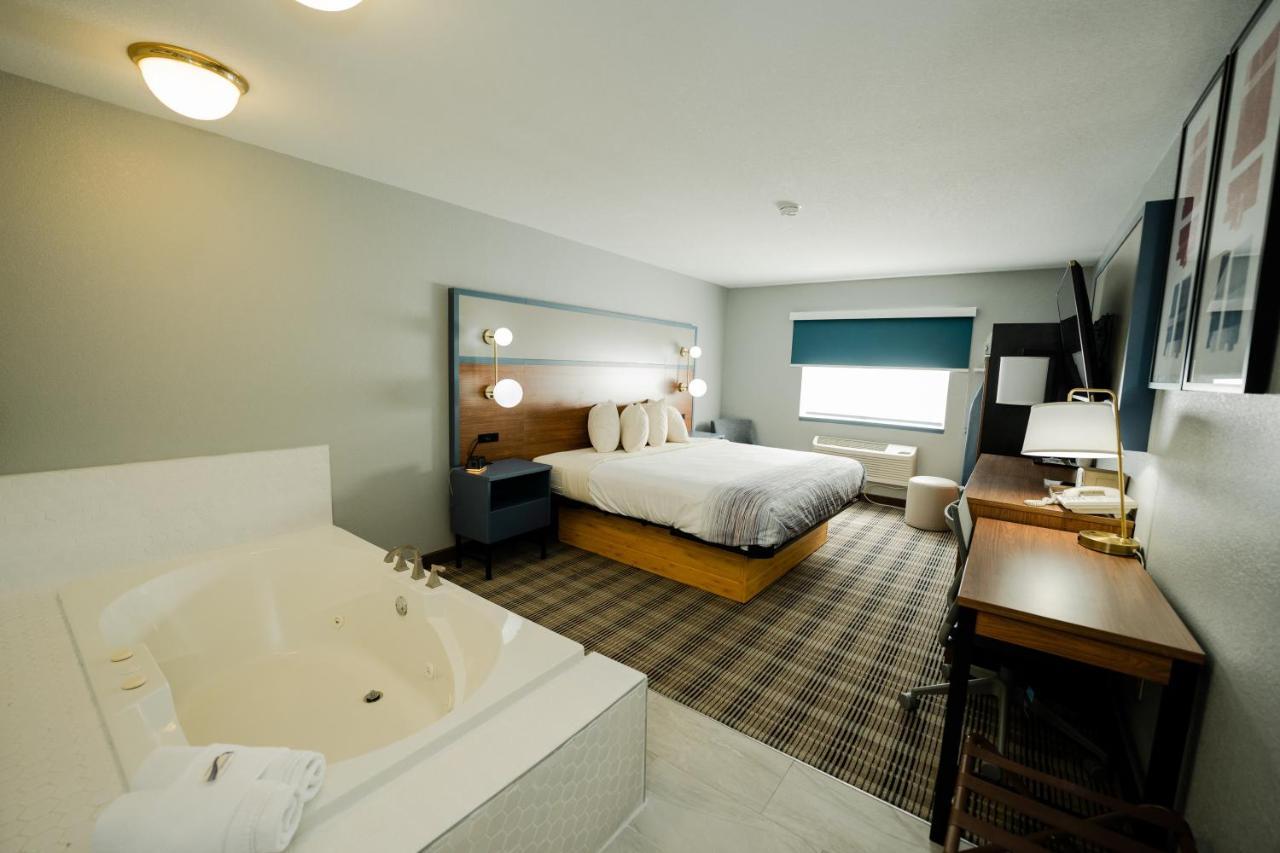 Americinn By Wyndham Tomahawk Ngoại thất bức ảnh